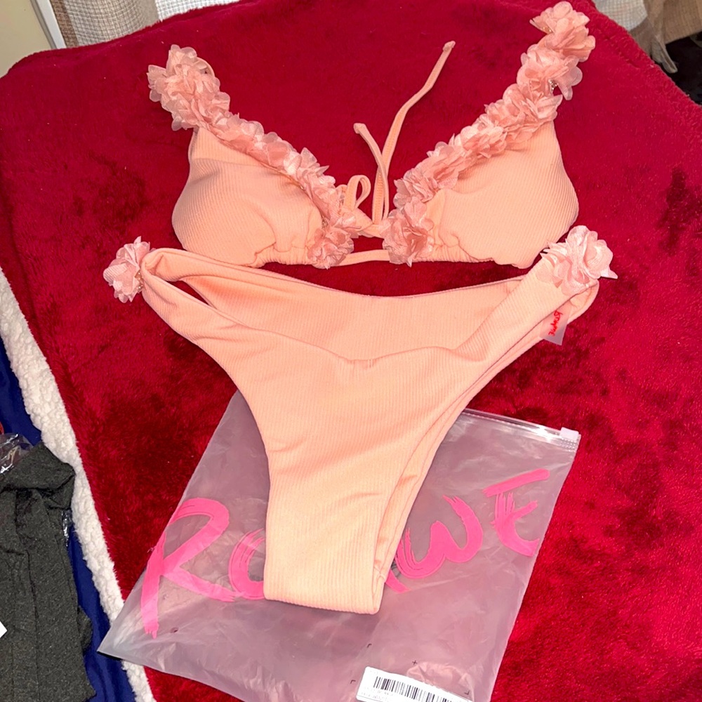 Romwe Women’s clothing